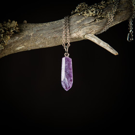 Tsaroiitti-riipus, hopea