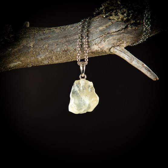 Libyan aavikkolasi -riipus 2, 2 g