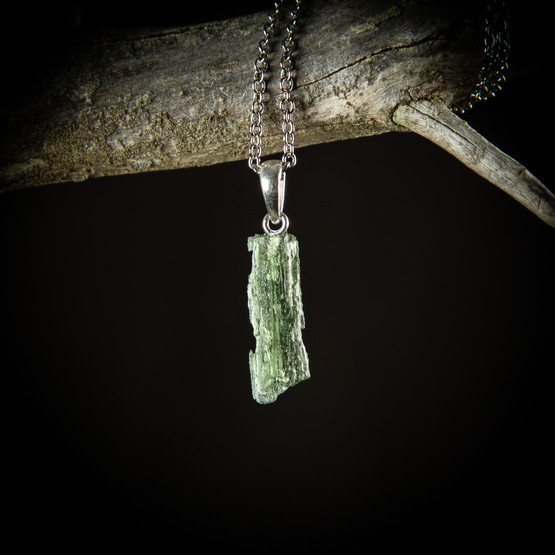 Moldaviitti-riipus 2, 0,8 g