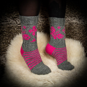 Villasukat, perhonen, koko 36-37