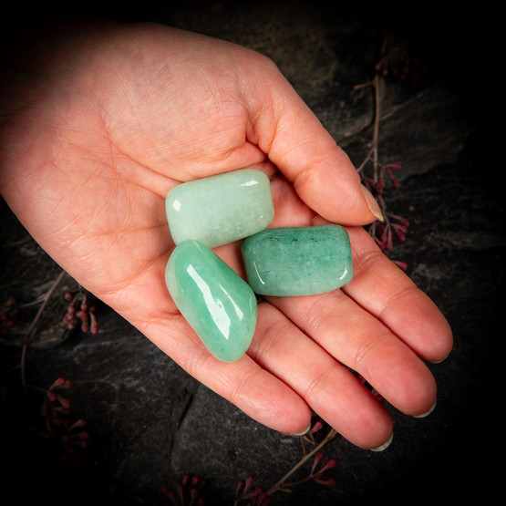 Vihreä aventuriini, vaalea, rumpuhiottu