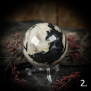 Vulkaaninen akaatti-pallo