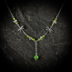 Sudenkorento-kaulakoru, hopea