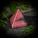 Rodoniitti-pyramidi 5 cm