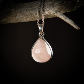 Ruusukvartsi-riipus 2, hopea