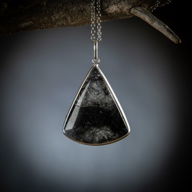 Turmaliinikvartsi-riipus 2, hopea