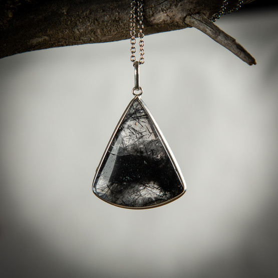 Turmaliinikvartsi-riipus 2, hopea