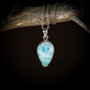 Larimar-riipus 1, hopea
