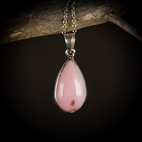 Pinkki opaali -riipus, hopea