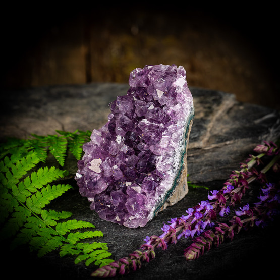 Ametisti cut base 1, 304,2 g