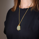 Punottu kivihäkki, hiekanvärinen