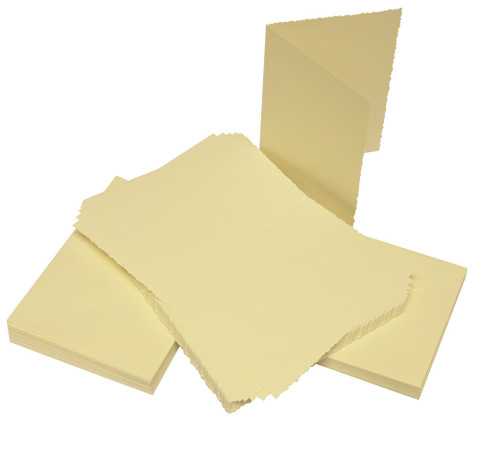 CraftUK korttipohjat ja kirjekuoret, deckle (sahalaita), kerma, A6, 50 kpl