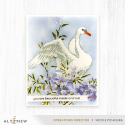 Altenew Swan Serenade -sapluuna