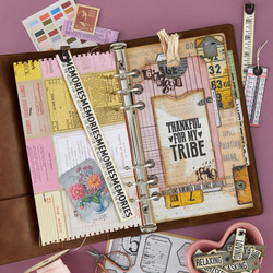 Spellbinders stanssi Turn the Page, Keepsake Capsule Page