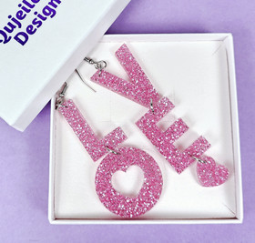 LO-VE -vaaleanpunainen-