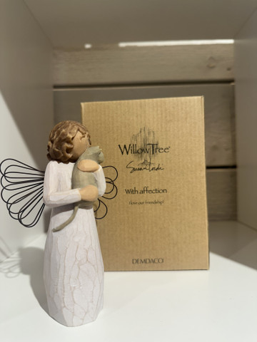 With affection , Willow Tree enkeli 