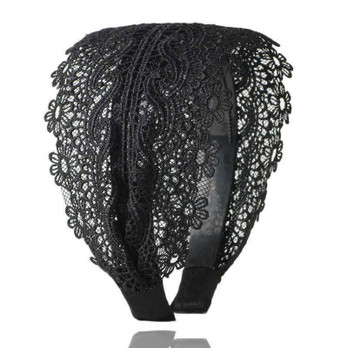 Musta hiuspanta -pitsi-