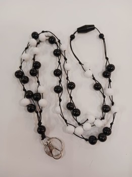 Avainkaulanauha -musta&valkoinen-  (80-160cm)