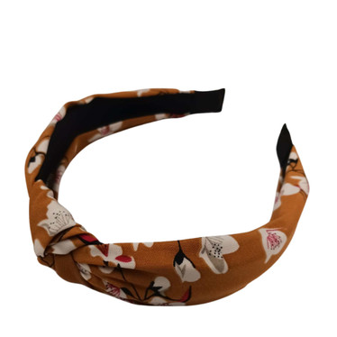 Solmupanta kukkakuosilla -caramel-