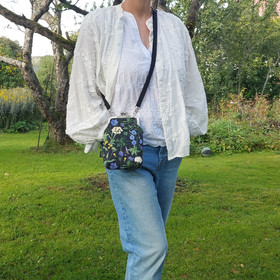 Niitty -kännykkälaukku Mini