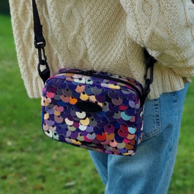 Paljetti -olkalaukku