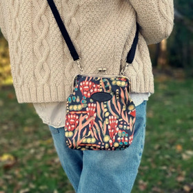 Inari -kukkarolaukku Midi 