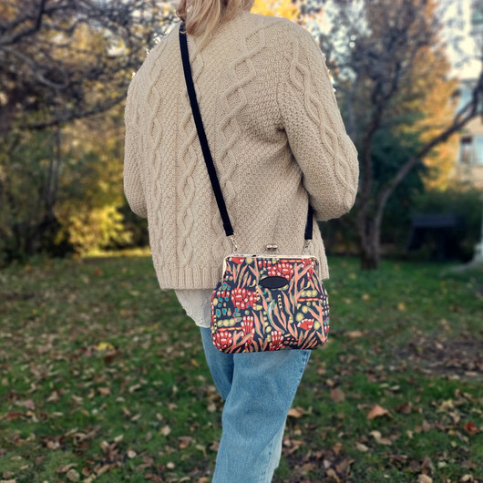 Inari -kukkarolaukku Maxi