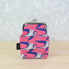 Pääskynen -tuplakukkaro