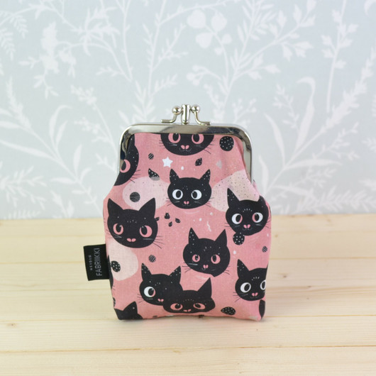 Musta kissa -tuplakukkaro