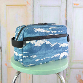 Aallokko -toilettilaukku L