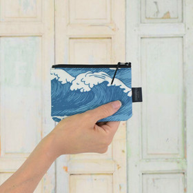 Aallokko -vetoketjukukkaro