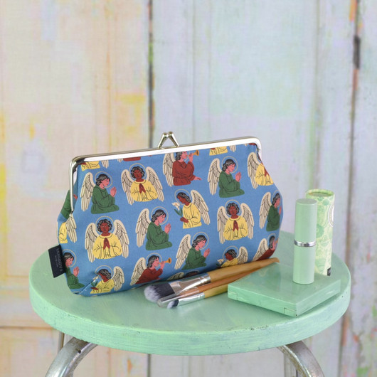 All Saints -pussukka/penaali