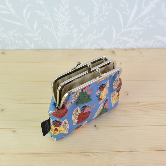 All Saints -tuplakukkaro