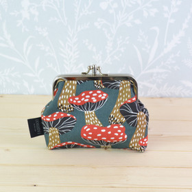 Kärpässieni -tuplakukkaro