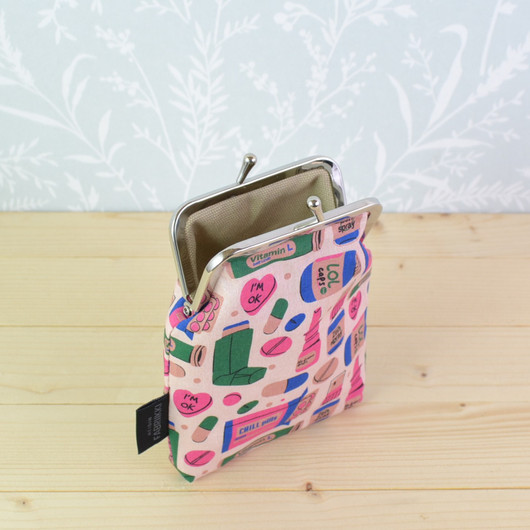 Chill Pills -pieni kukkaro