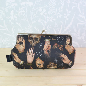 Ennustaja -pussukka/penaali