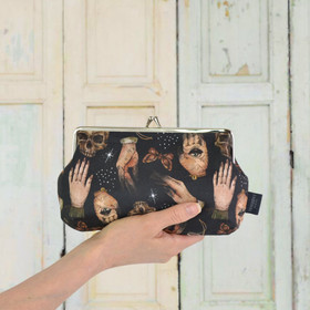 Ennustaja -pussukka/penaali