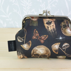 Ennustaja -tuplakukkaro