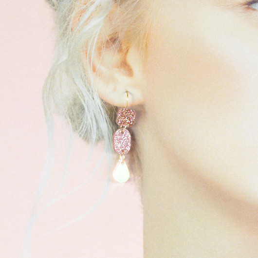 Glitteri -korvakorut