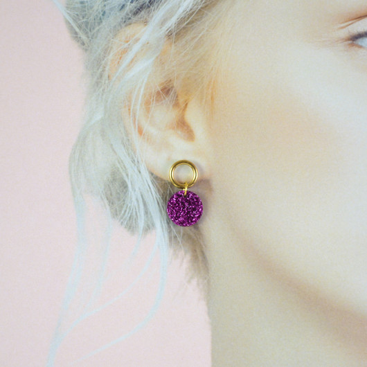 Glitteri -korvakorut