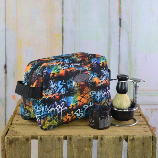 Graffiti -toilettilaukku L