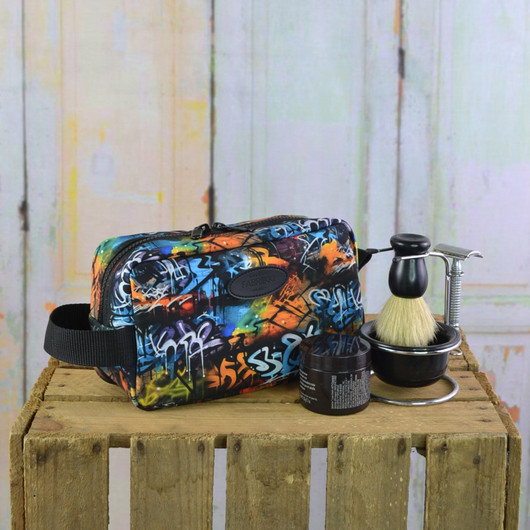 Graffiti -toilettilaukku S