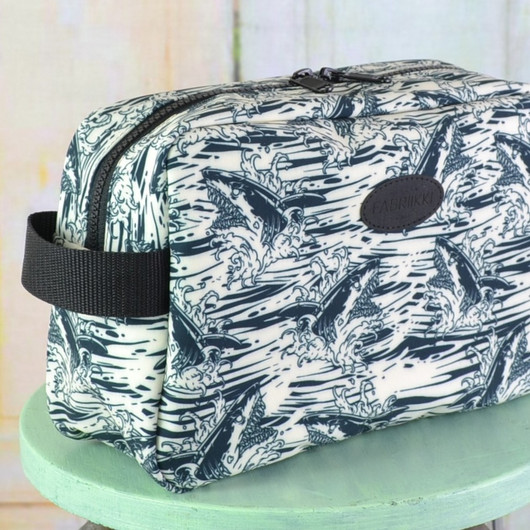 Hui Hai -toilettilaukku L