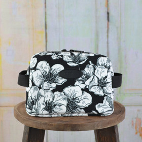 Helleborus -toilettilaukku M