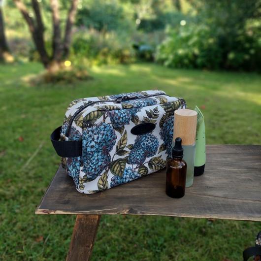 Hortensia -toilettilaukku L