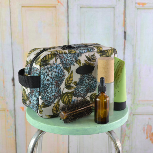 Hortensia -toilettilaukku L