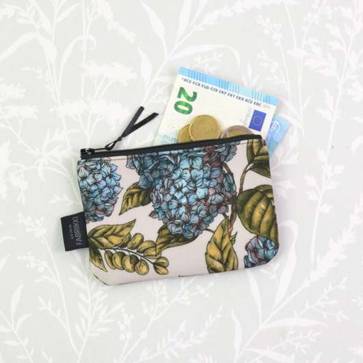 Hortensia -vetoketjukukkaro