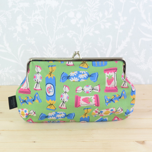 Karamelli -pussukka/penaali