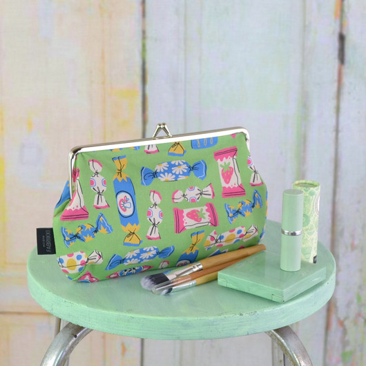 Karamelli -pussukka/penaali