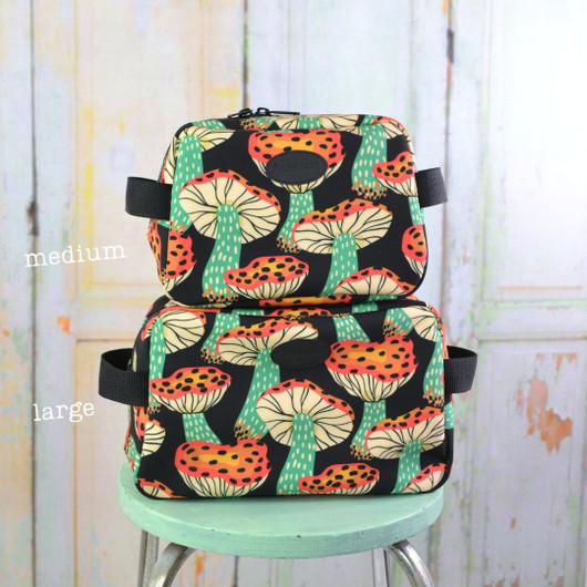 Kärpässieni -toilettilaukku L